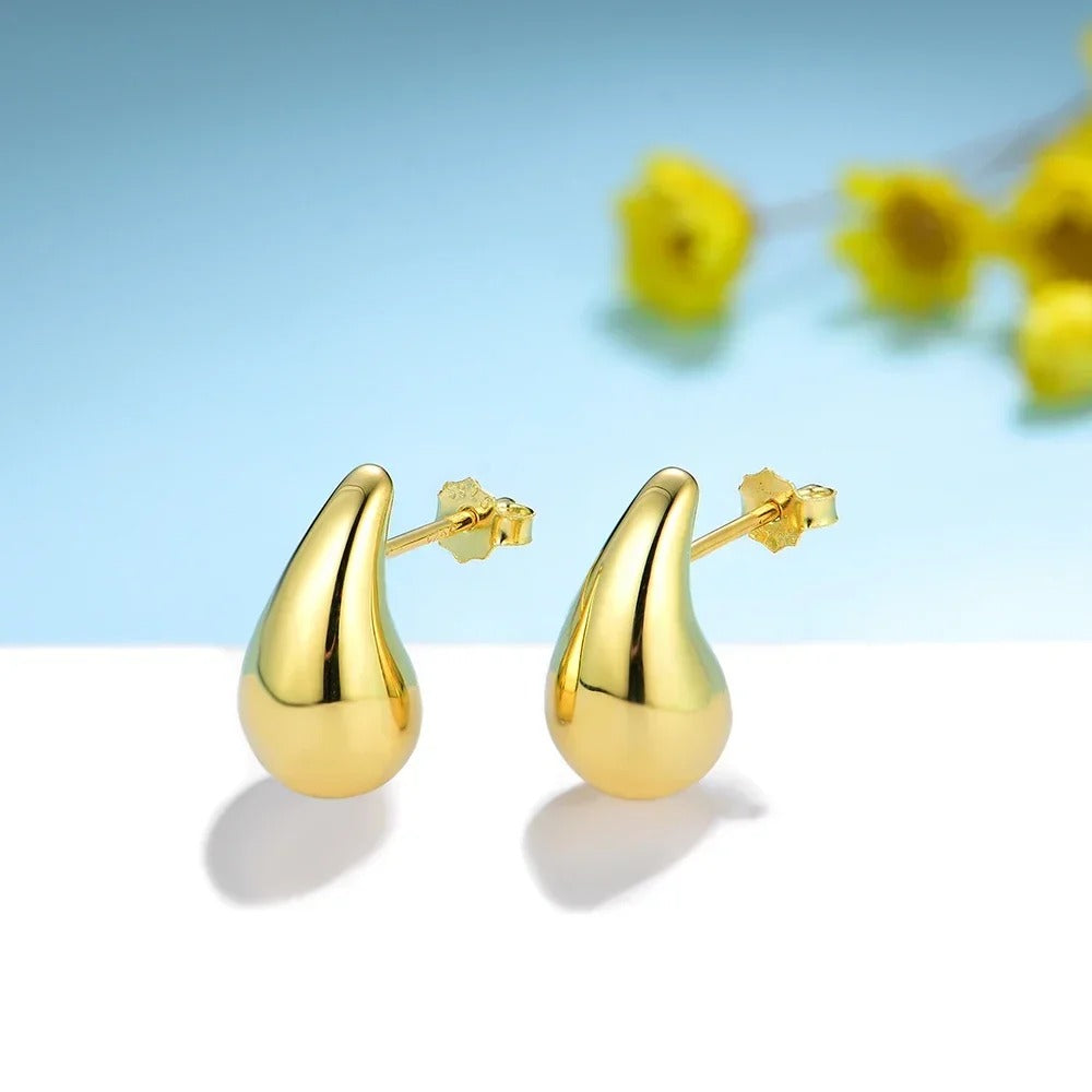 925 Sterling Silver Water Drop Stud Earrings – Classic White & Gold Finish